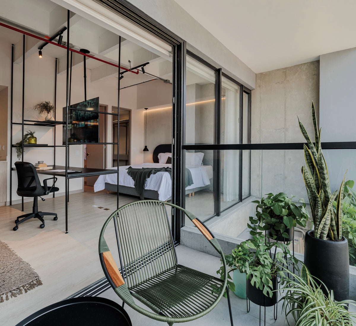 Silla auxiliar Oksana Lineal